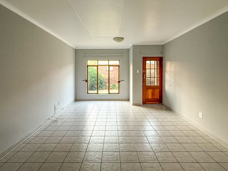 3 Bedroom Property for Sale in Flamwood North West